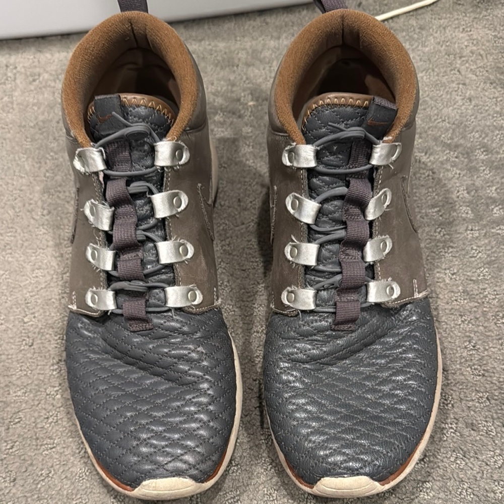 Nike Roshe Run Sneakerboot. Winterized